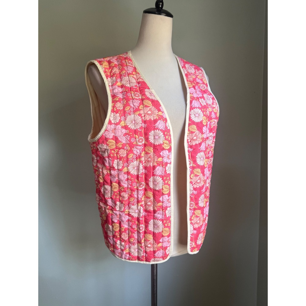 Dainty Pink Floral Quilted Vest Medium Boho cottage festival cozy cute fairy Y2K